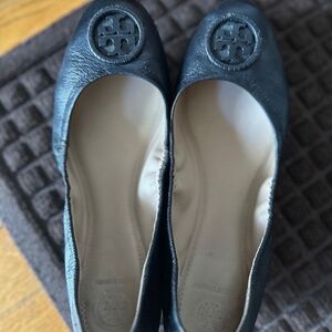 Tory Burch Black Allie Flats Size 8.5